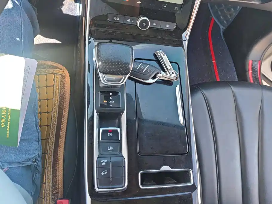 Roewe RX5 MAX — миниатюра 16