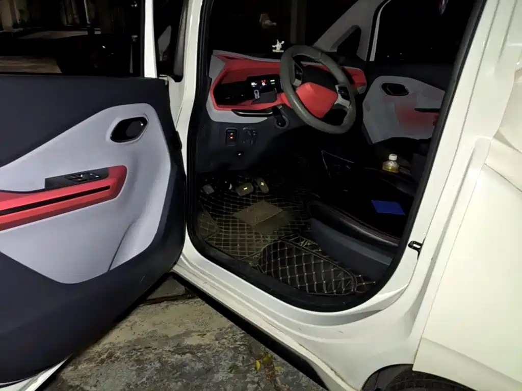 Baojun E200 — миниатюра 18