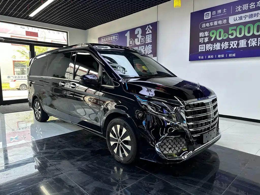 Mercedes-Benz Vito 2021 2.0T Elite 7 мест