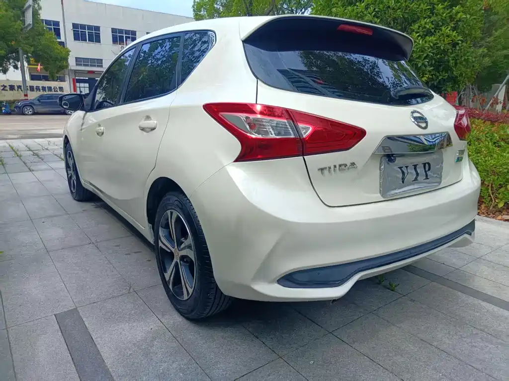 Nissan Tiida 1.6L CVT Smart Drive Edition, фото 5