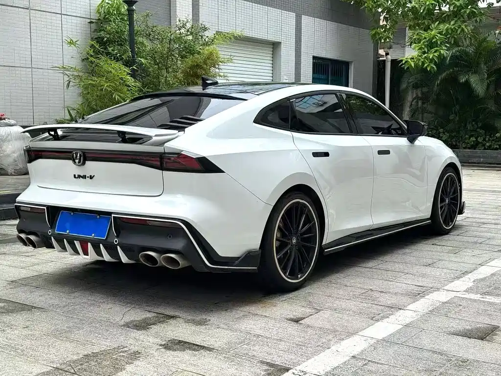Changan UNI-V — миниатюра 9
