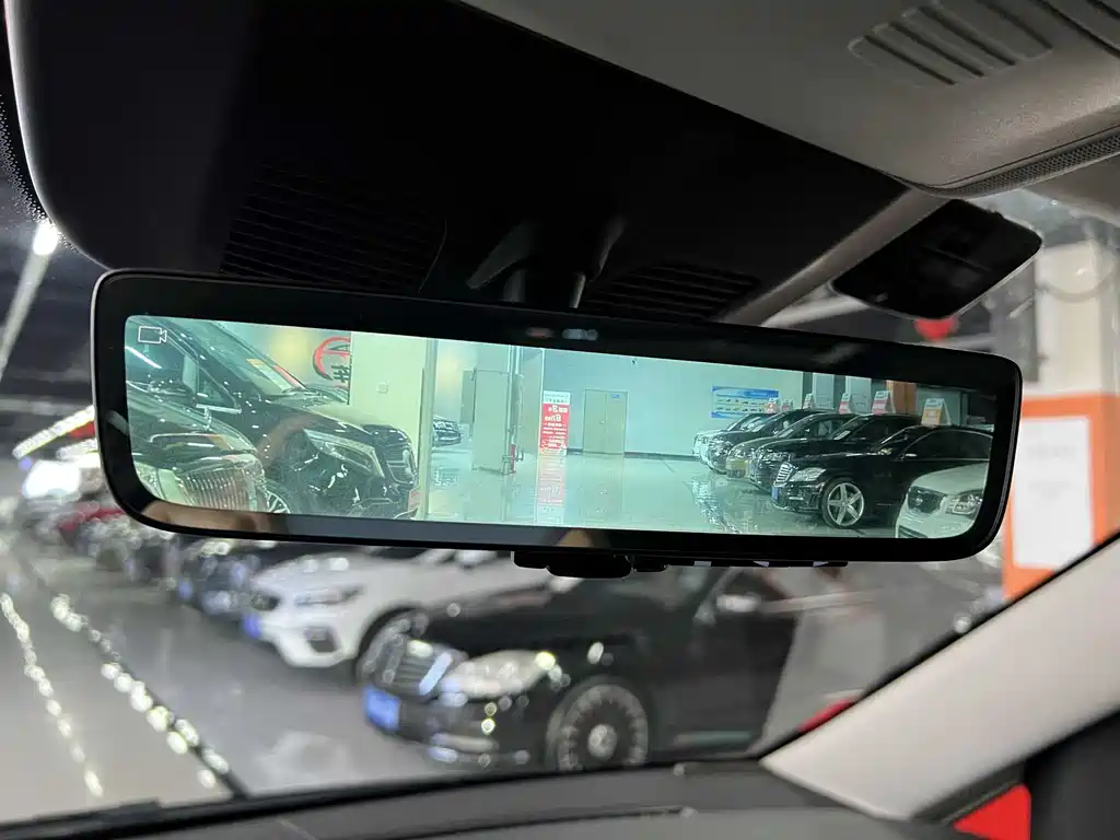 MERCEDES-BENZ V CLASS