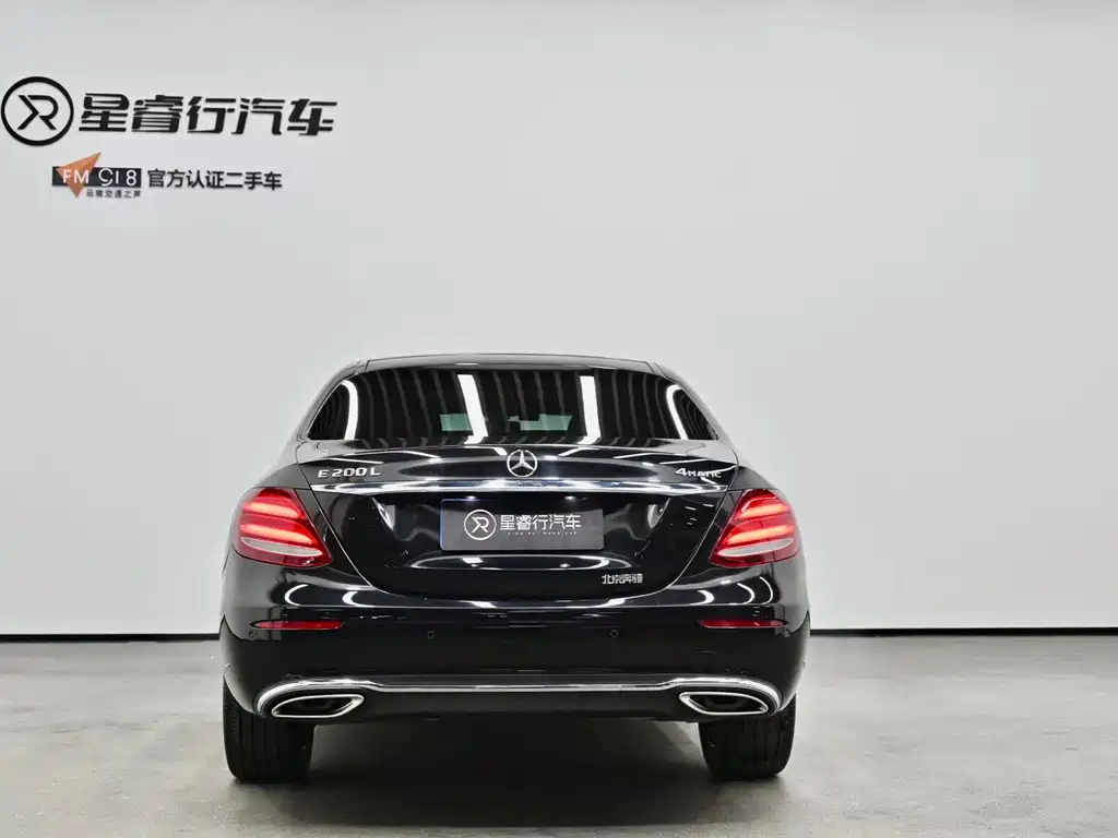 Mercedes-Benz E-Class — миниатюра 4