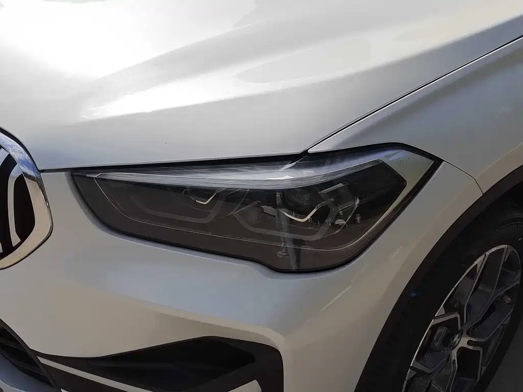 BMW X1 — миниатюра 15