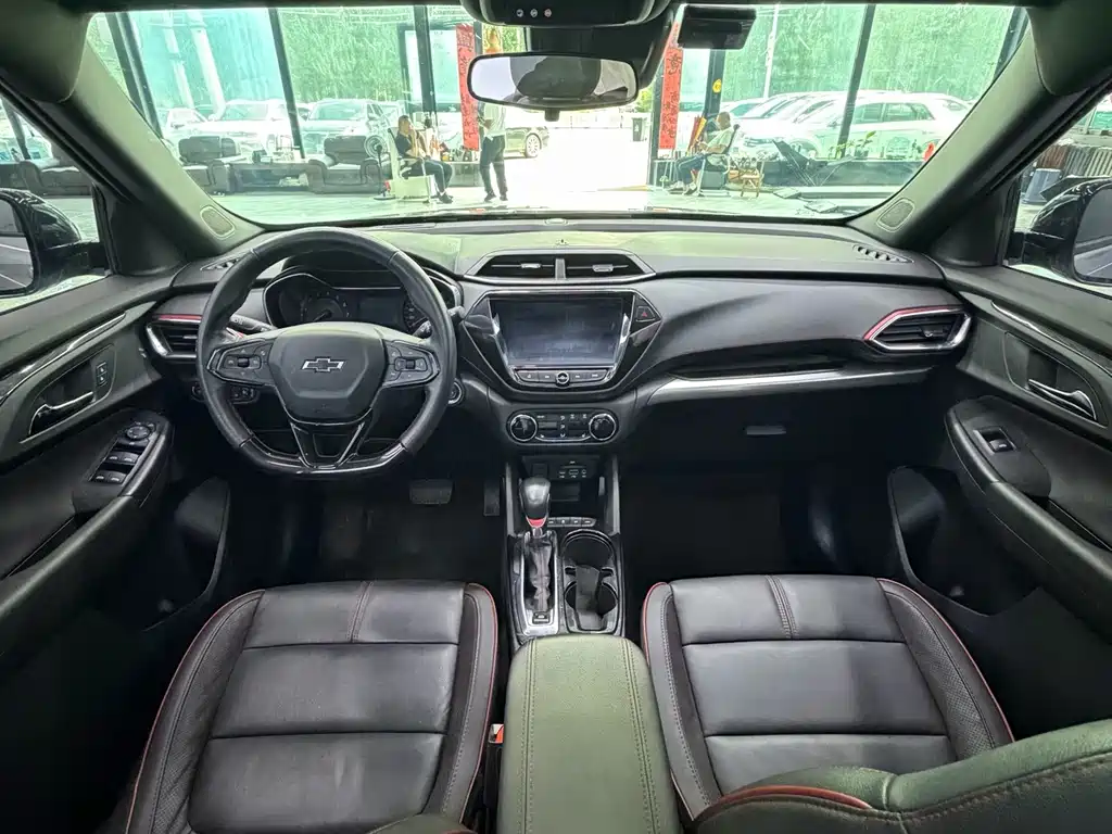 Chevrolet Tracker — миниатюра 11