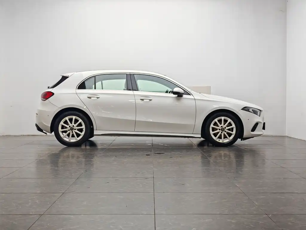 Mercedes-Benz A-Class (Import) — миниатюра 11
