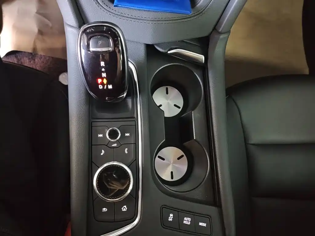 Cadillac XT5 — миниатюра 14