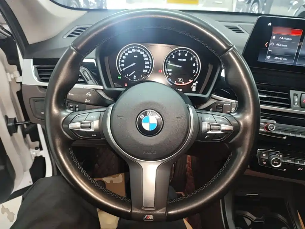 BMW X1 — миниатюра 11