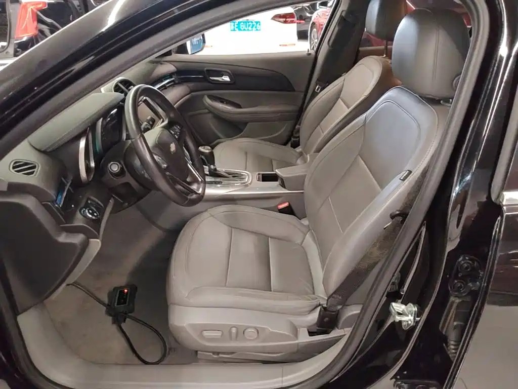 Chevrolet Malibu — миниатюра 15