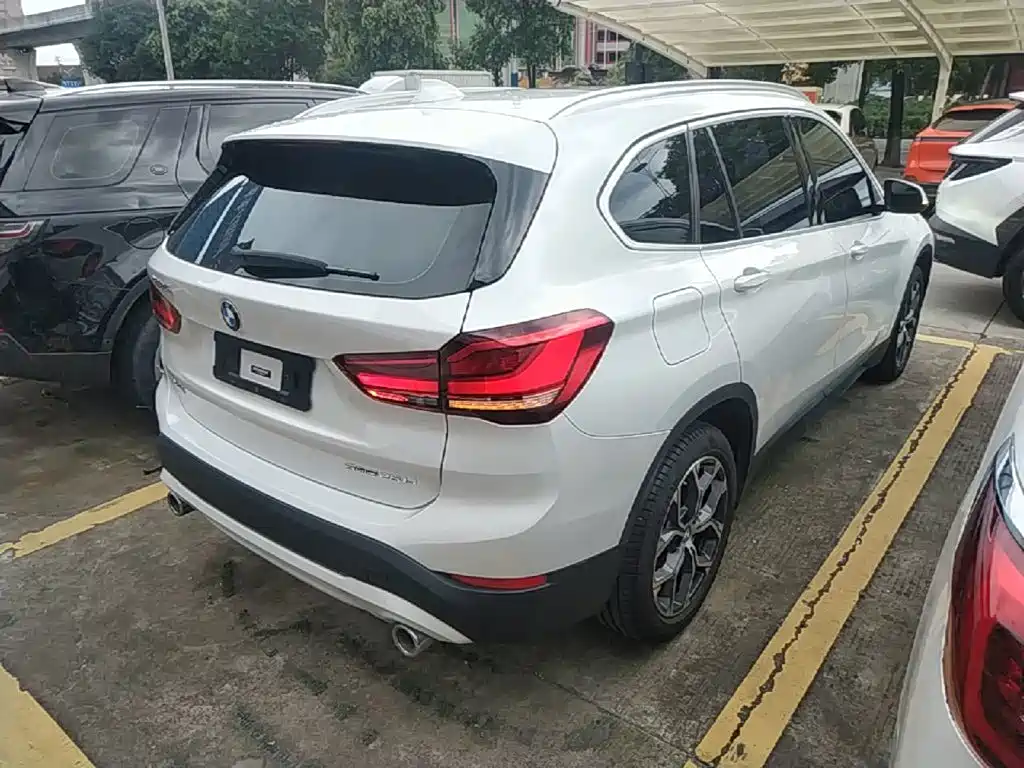 BMW X1 — миниатюра 7