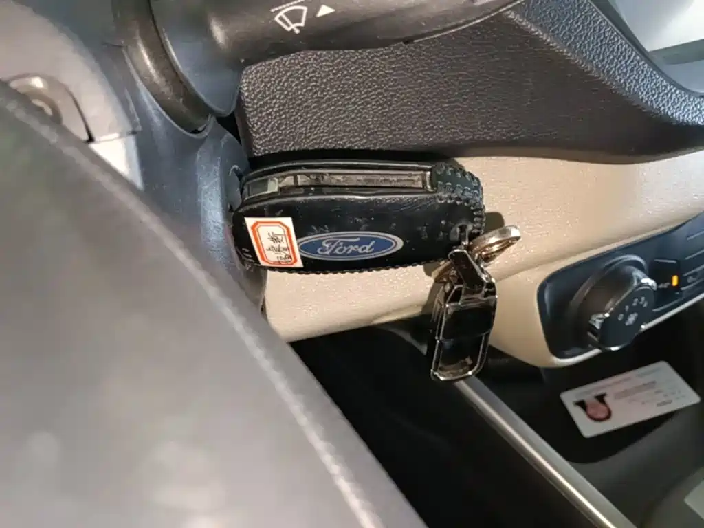 Ford Escort — миниатюра 9
