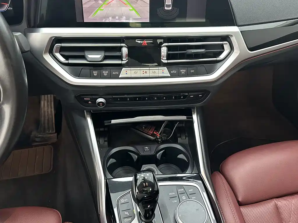 BMW 3 Series — миниатюра 14
