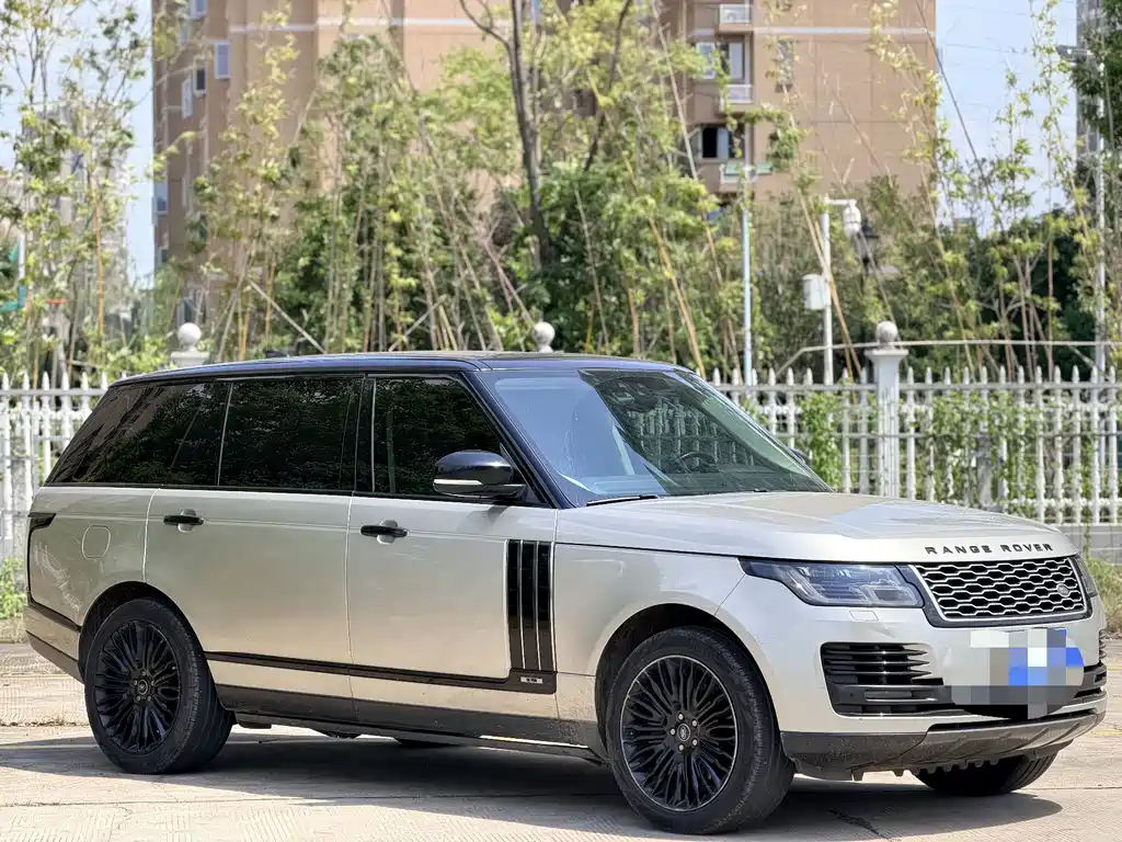 Land Rover Range Rover — миниатюра 3