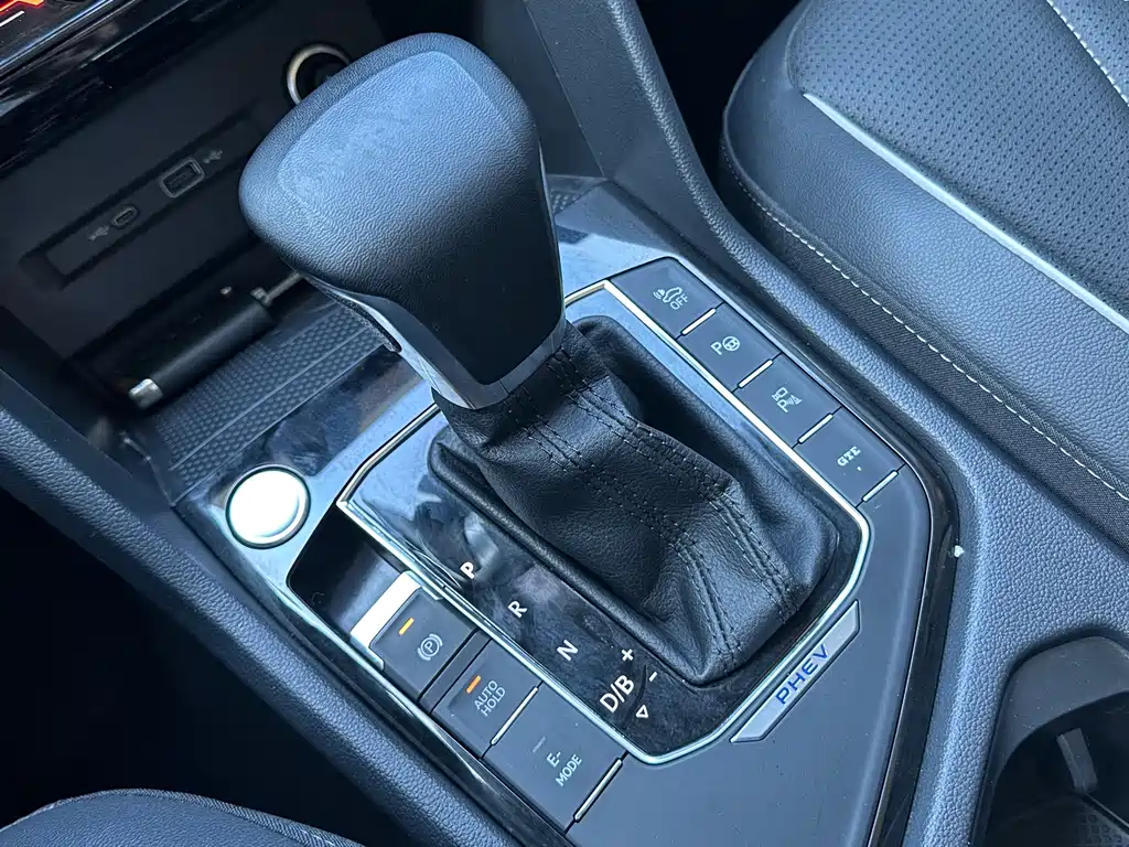 VOLKSWAGEN TIGUAN L NEW ENERGY