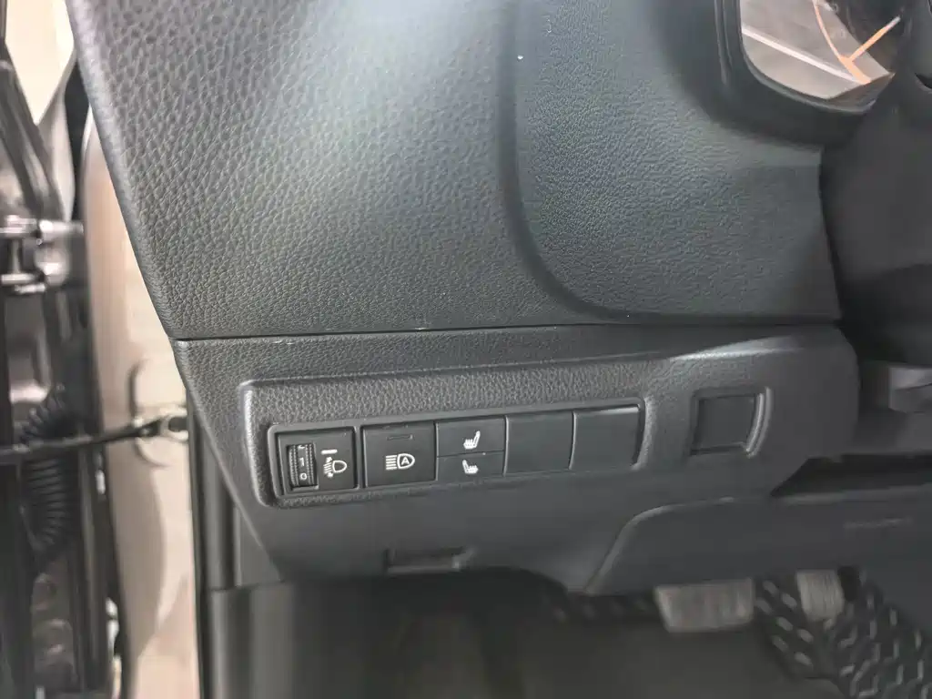 Toyota Corolla — миниатюра 9