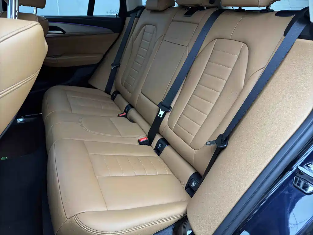 BMW iX3 — миниатюра 11
