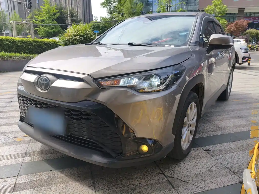 Toyota Frontlander 2023
