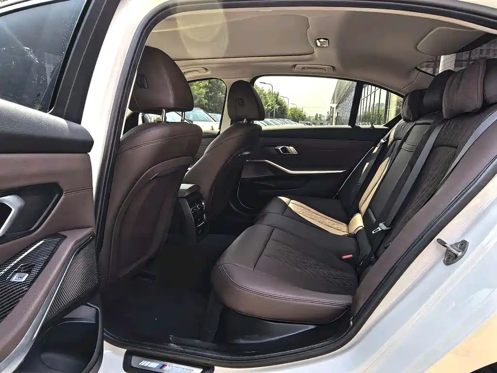BMW 3 Series — миниатюра 15