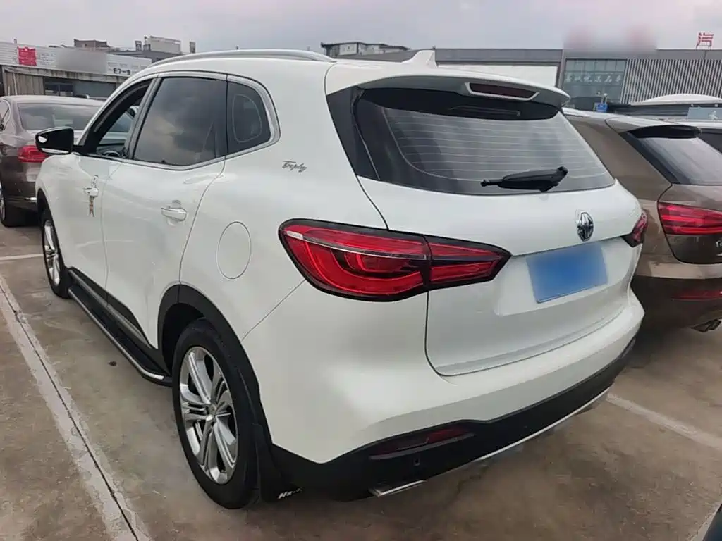 MG HS — миниатюра 5