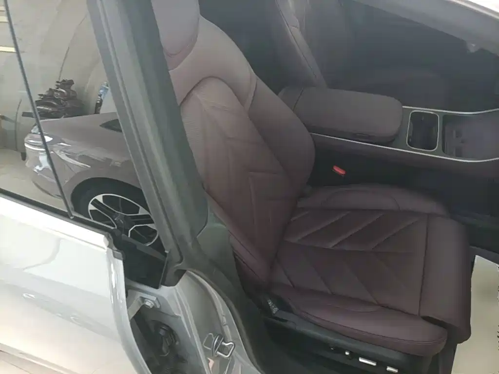 NIO ET5T — миниатюра 25