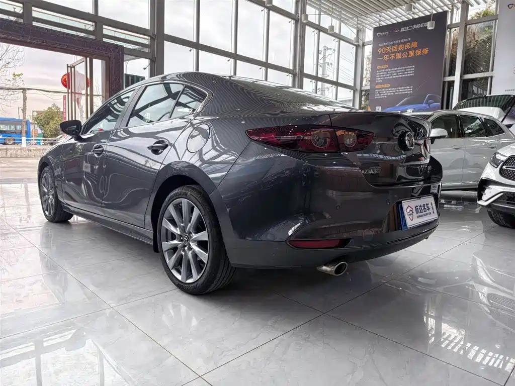 MAZDA 3 ANGKESAILA