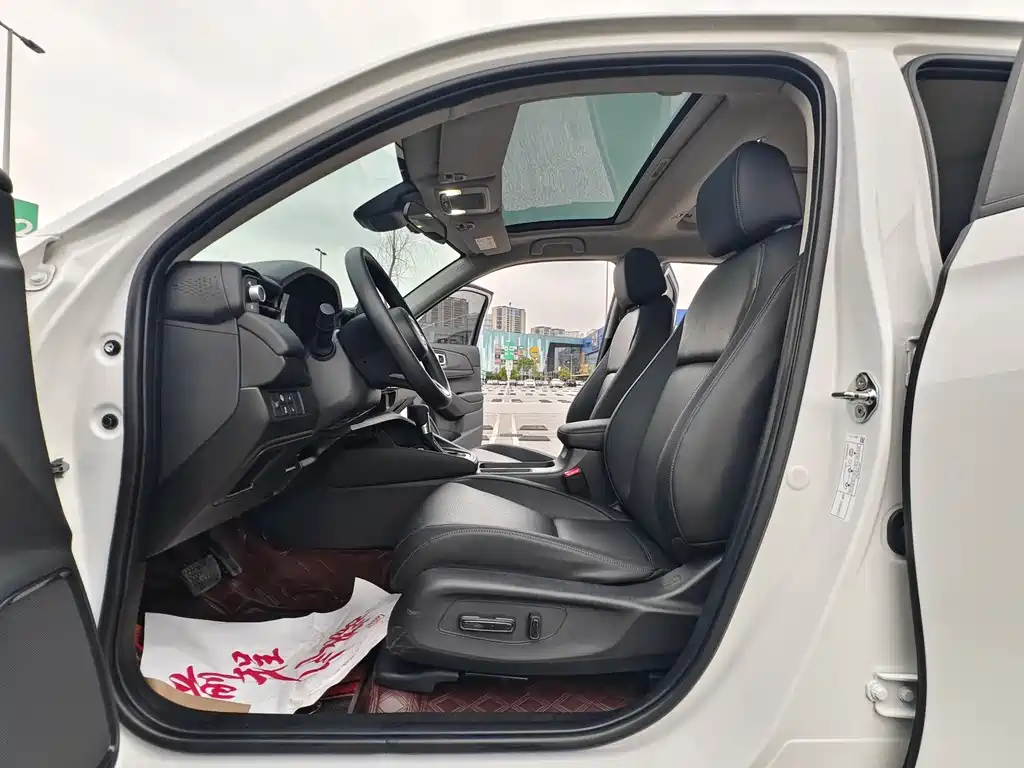 Honda Vezel 2023 1.5L CVT