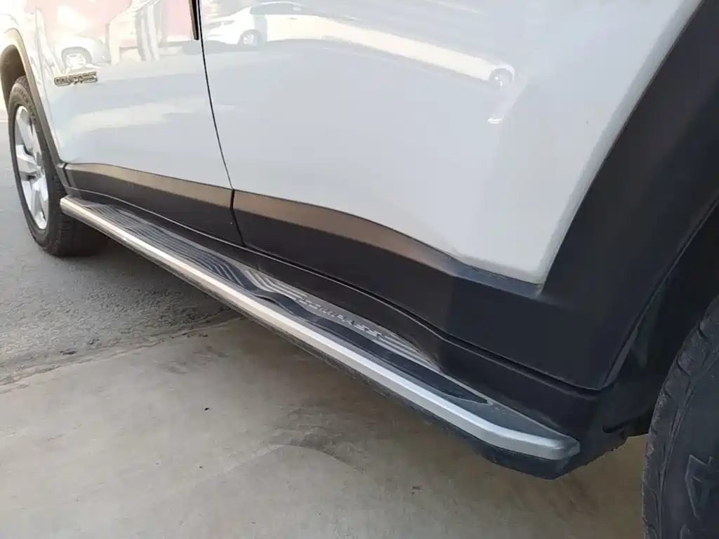 Jeep Compass — миниатюра 22