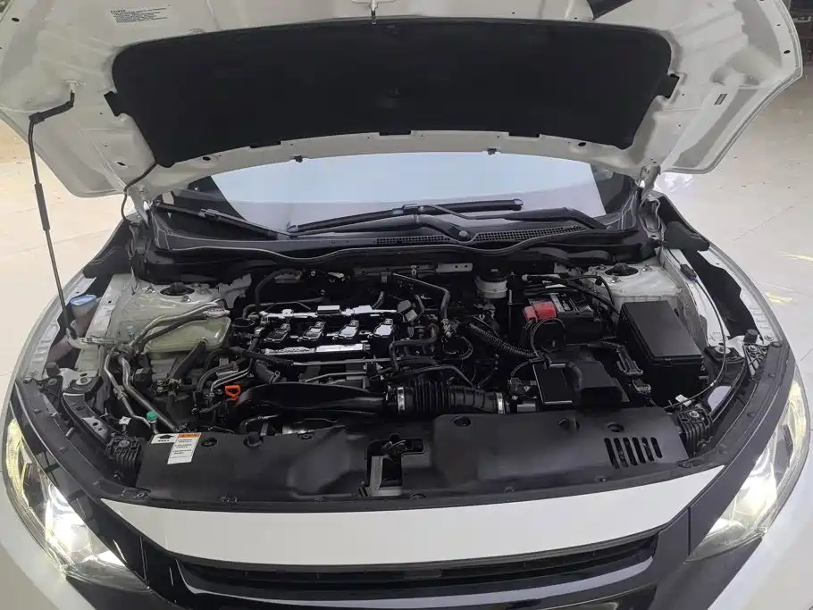 Honda Civic — миниатюра 10