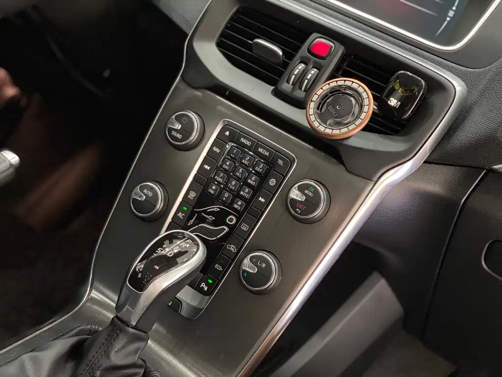 Volvo V40 T3 Smart Leisure Edition, фото 10