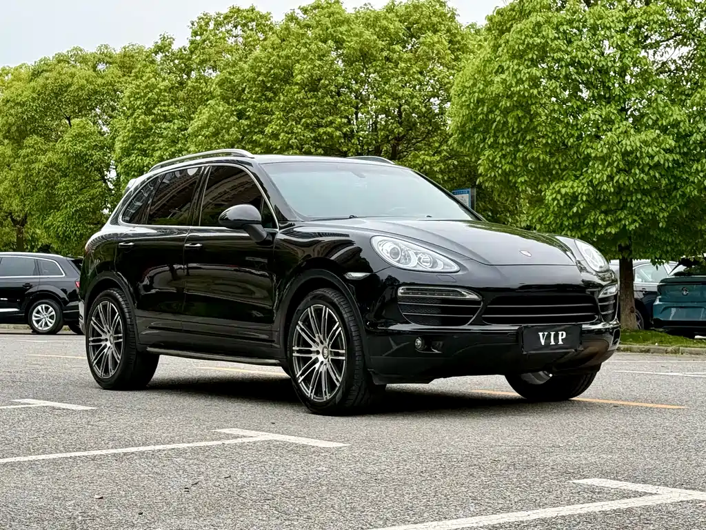 Porsche Cayenne — миниатюра 2