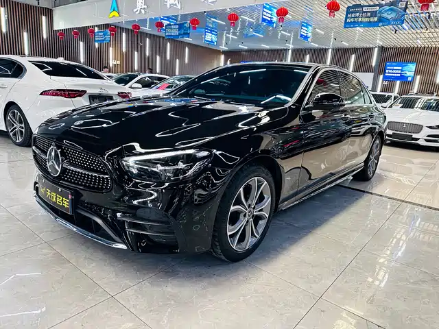 MERCEDES BENZ E CLASS