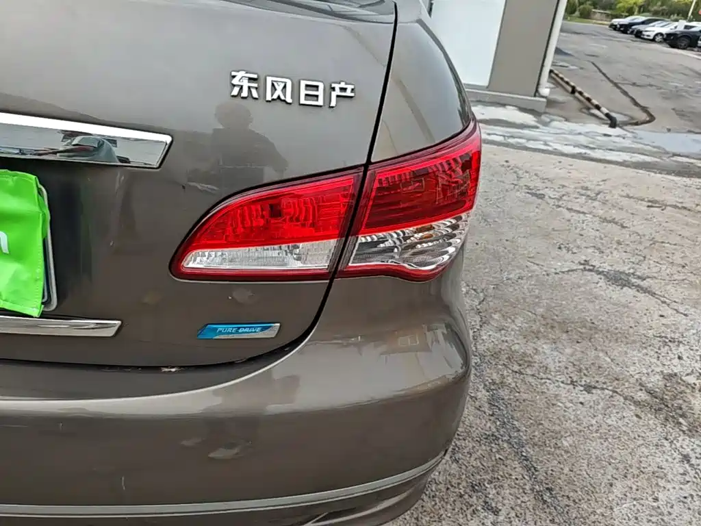 Nissan Sylphy — миниатюра 8