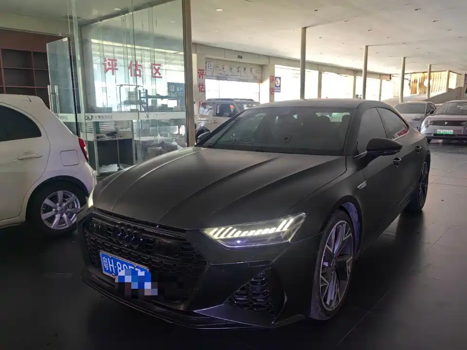 Купить Audi A7L
