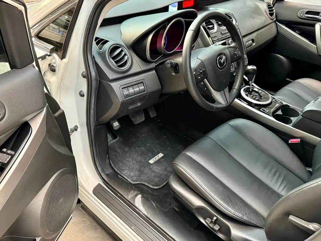 Mazda CX-7 — миниатюра 7
