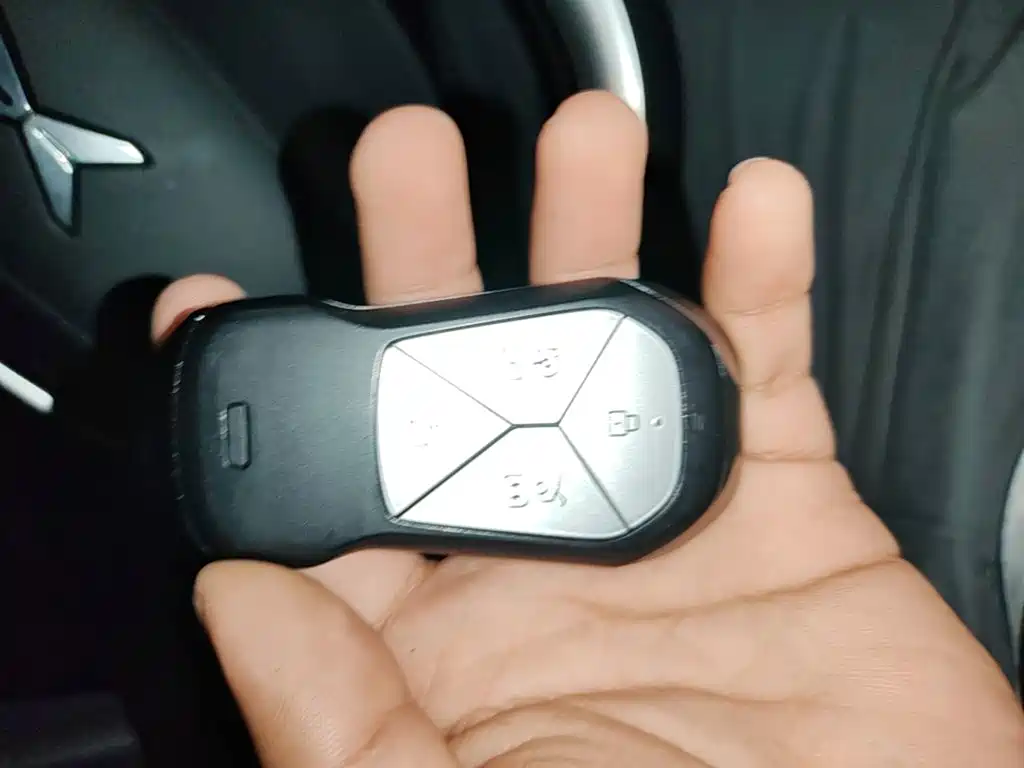 XPeng P7 — миниатюра 9
