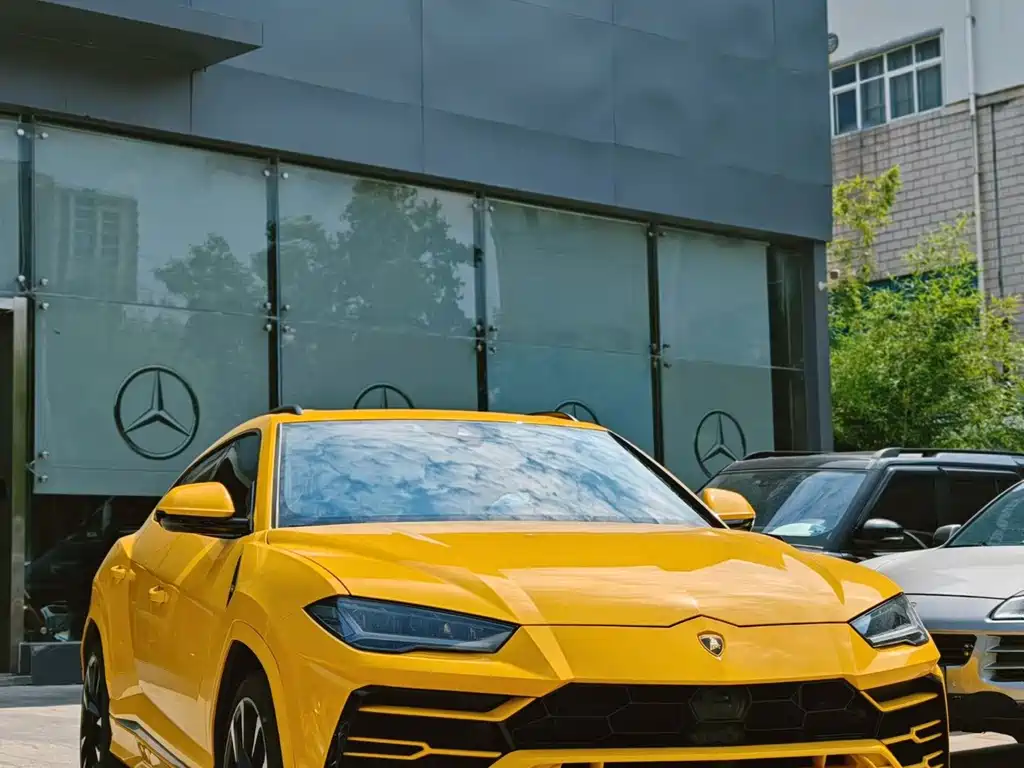 Lamborghini Urus