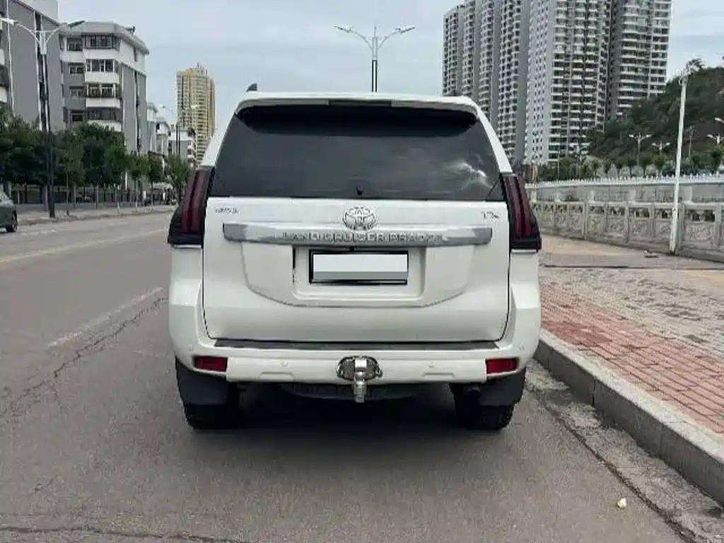 Toyota Prado — миниатюра 7