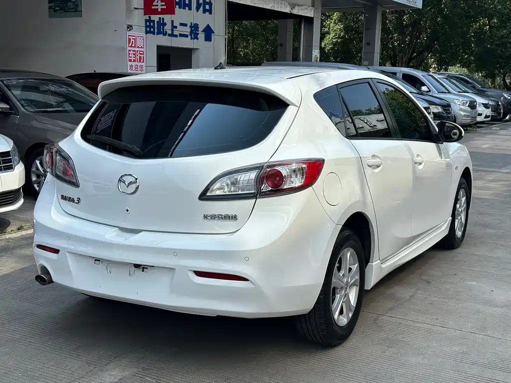 Mazda 3 Xingcheng — миниатюра 4