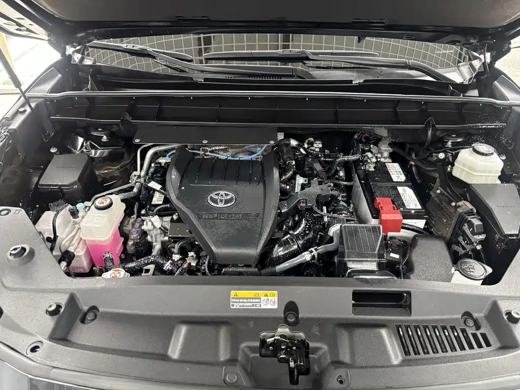 Toyota Highlander — миниатюра 33