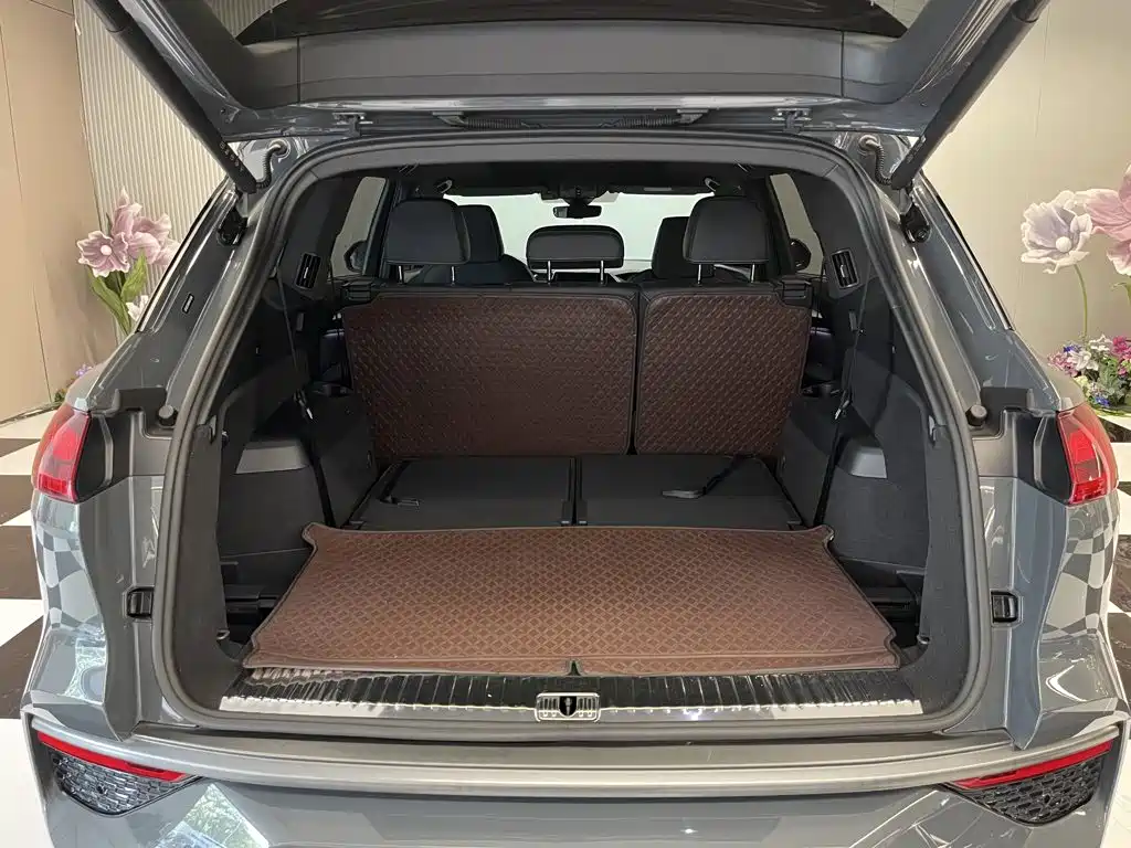 Audi Q6 — миниатюра 27