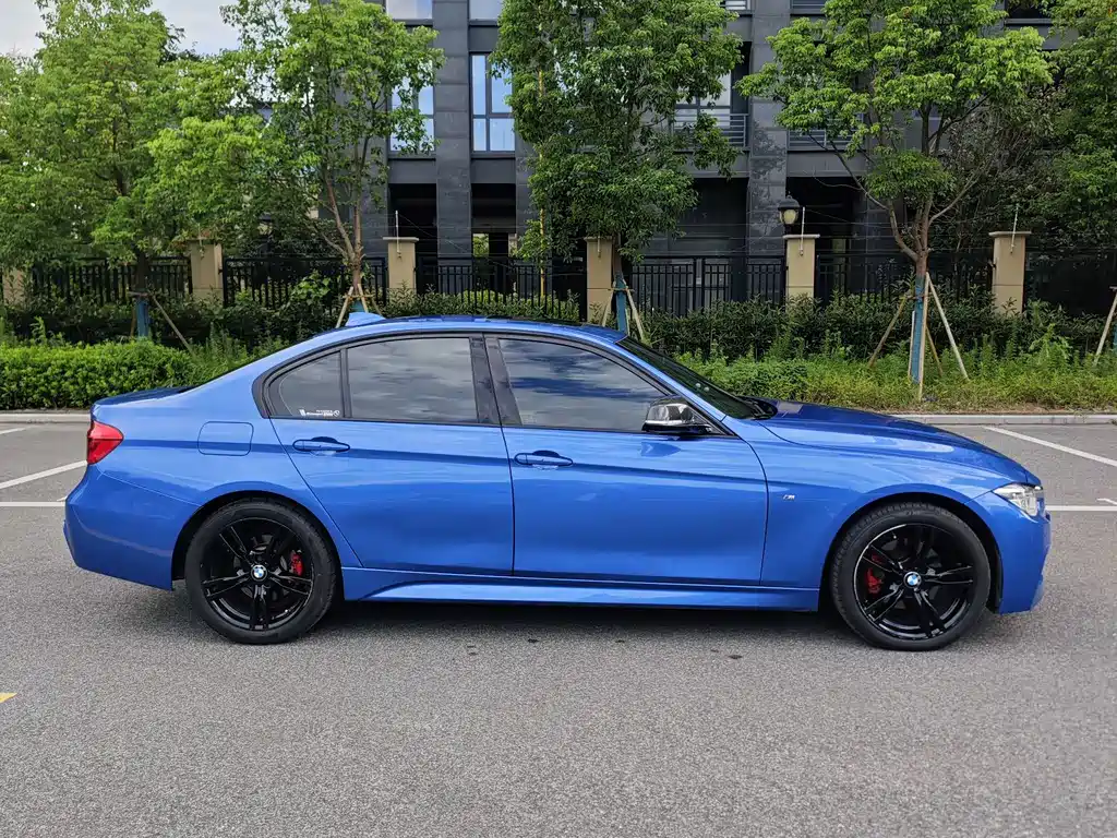 BMW 3 Series — миниатюра 4
