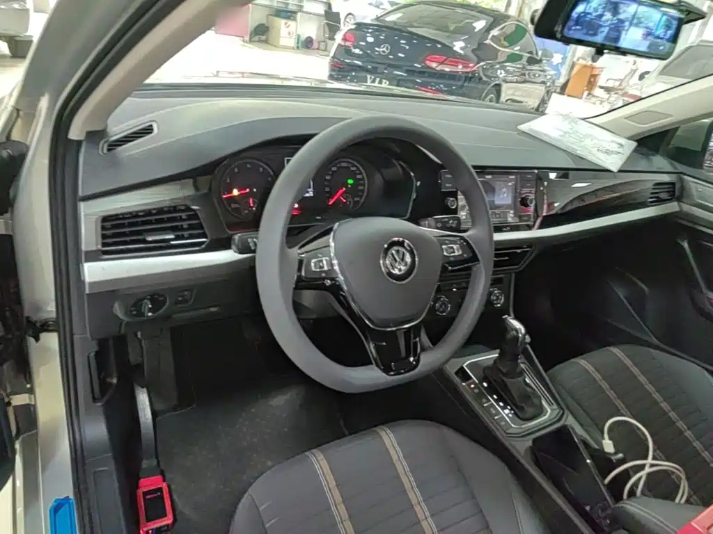 Volkswagen Lavida — миниатюра 10