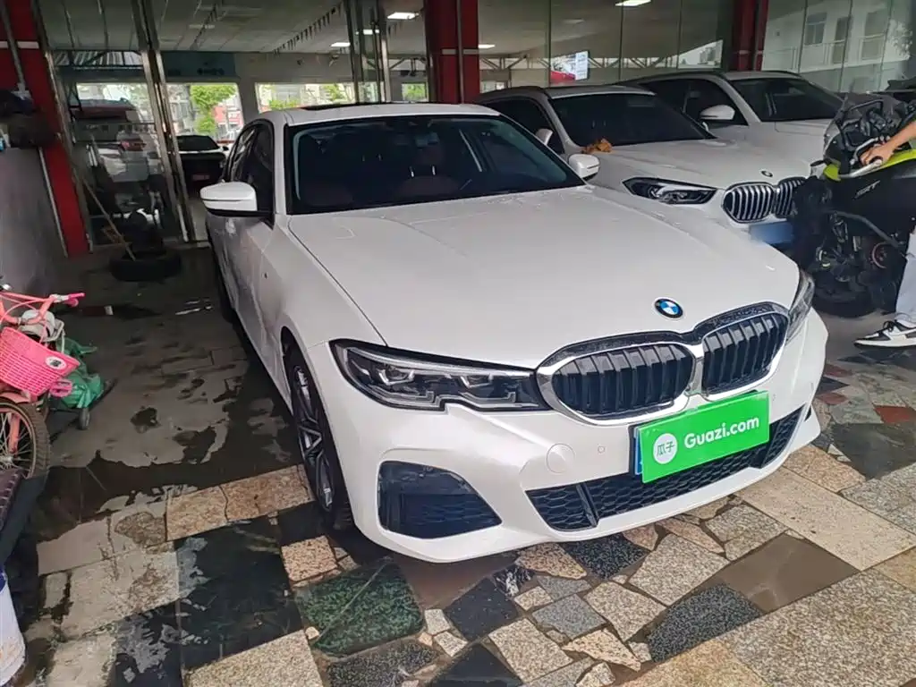 BMW 3 Series 3 2022 325Li M Sport
