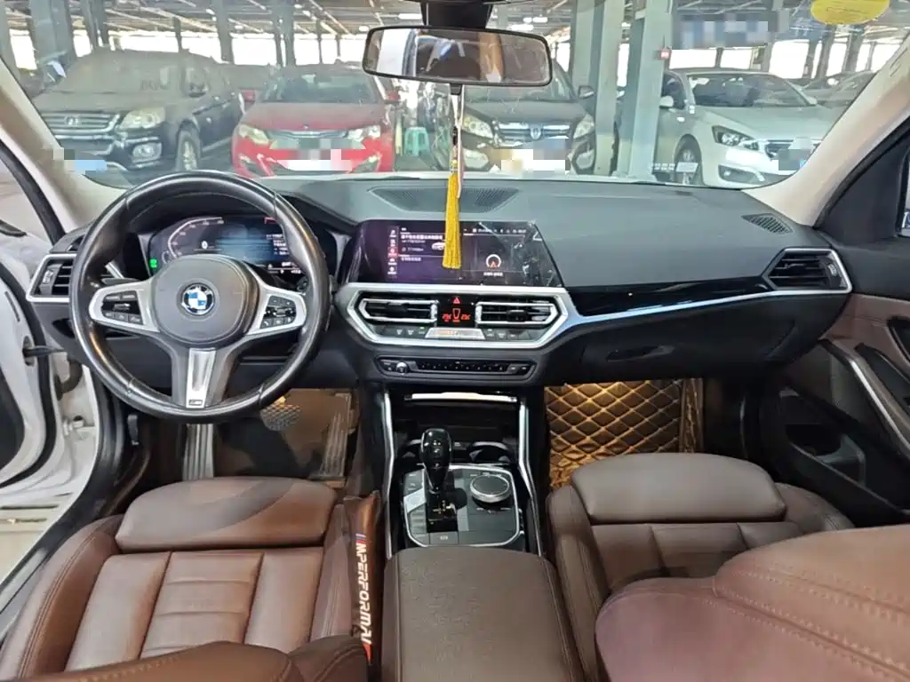 BMW 3 Series — миниатюра 10
