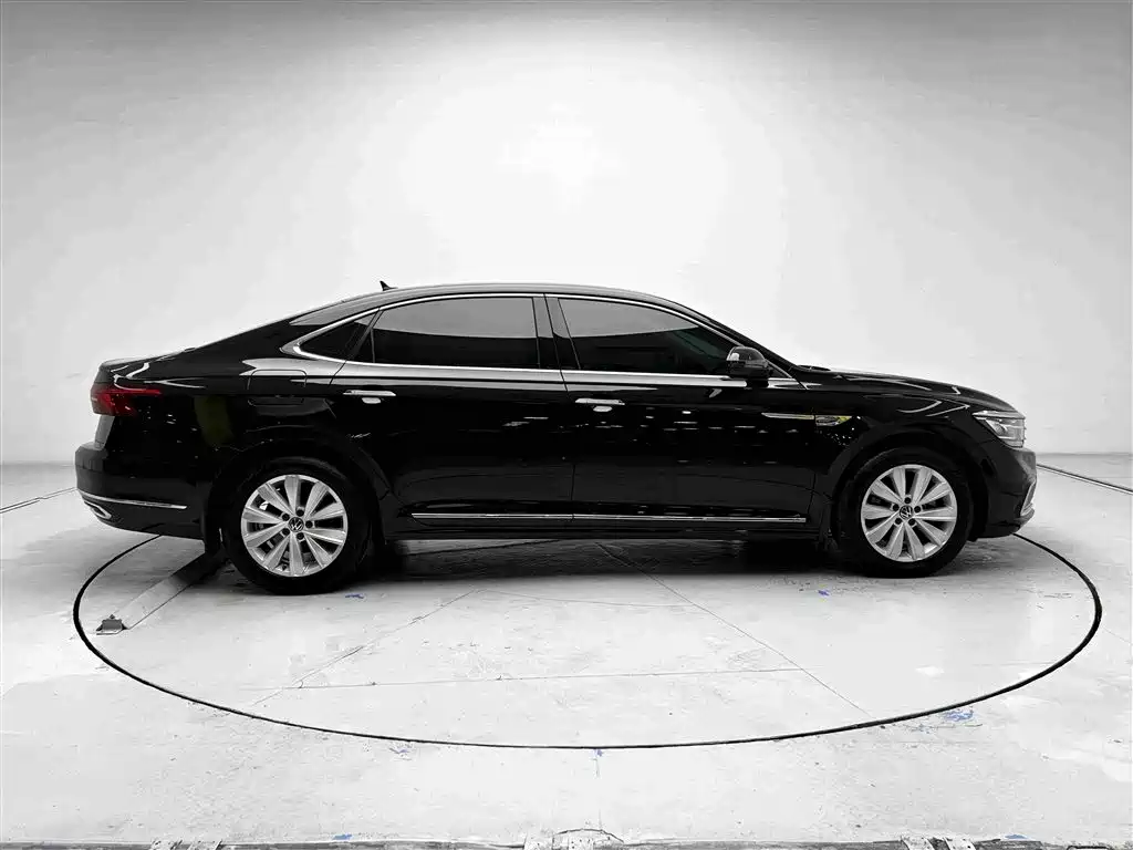 Volkswagen Passat — миниатюра 16