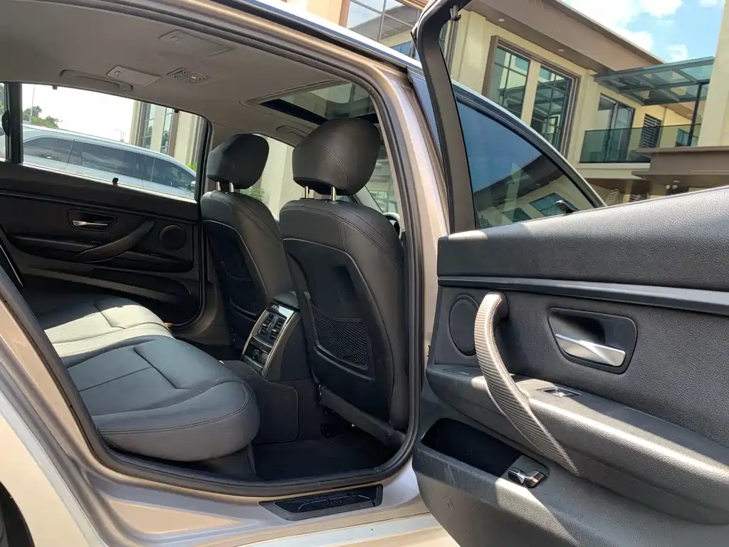 BMW 3 Series — миниатюра 15