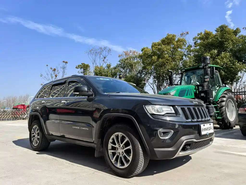 JEEP GRAND CHEROKEE