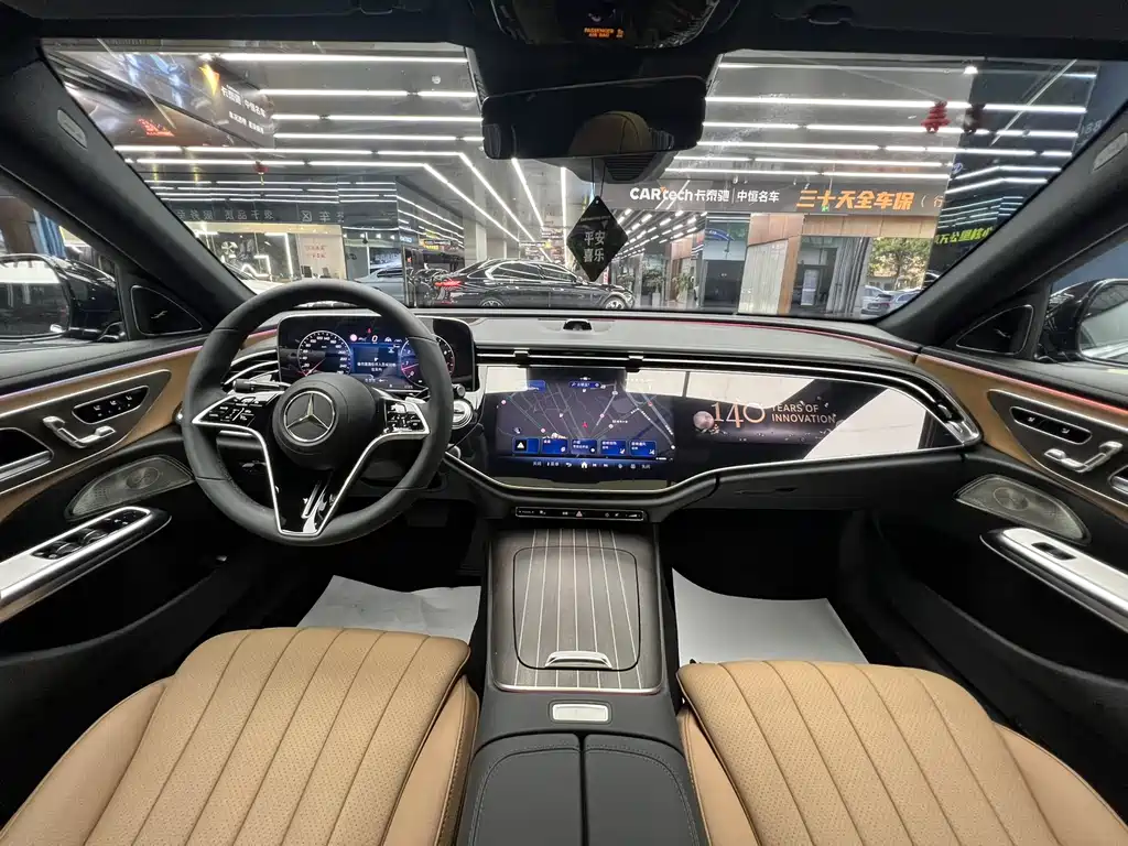 MERCEDES-BENZ E CLASS