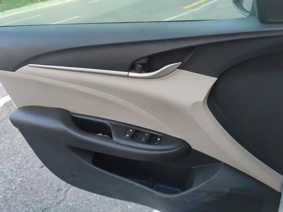 Buick Excelle — миниатюра 7