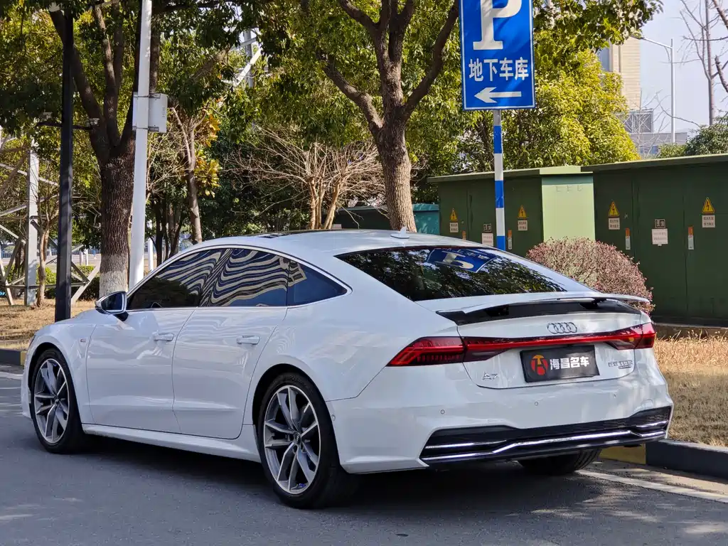 AUDI A7